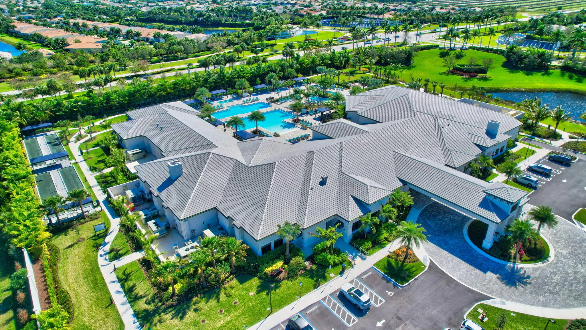 Aerial View of Clubhouse