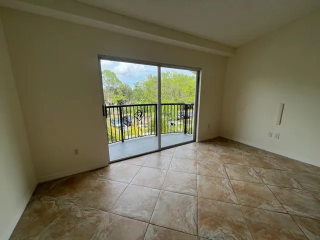 Balcon Crestwood