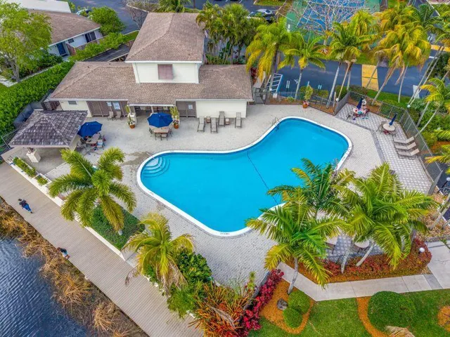 COMMUNITY POOL
