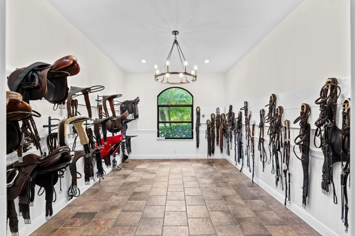 Barn tackroom