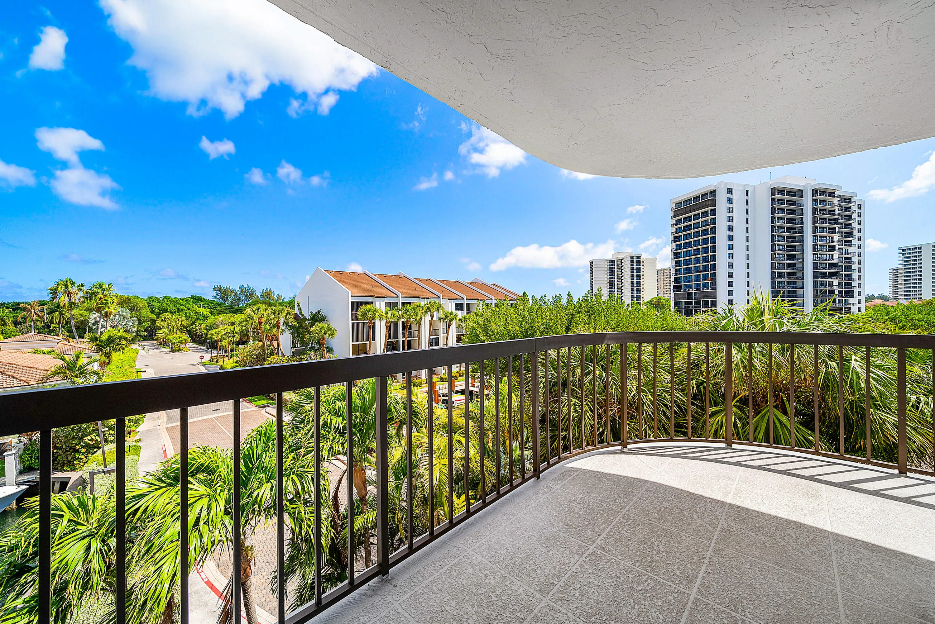 Wrap Around Balcony