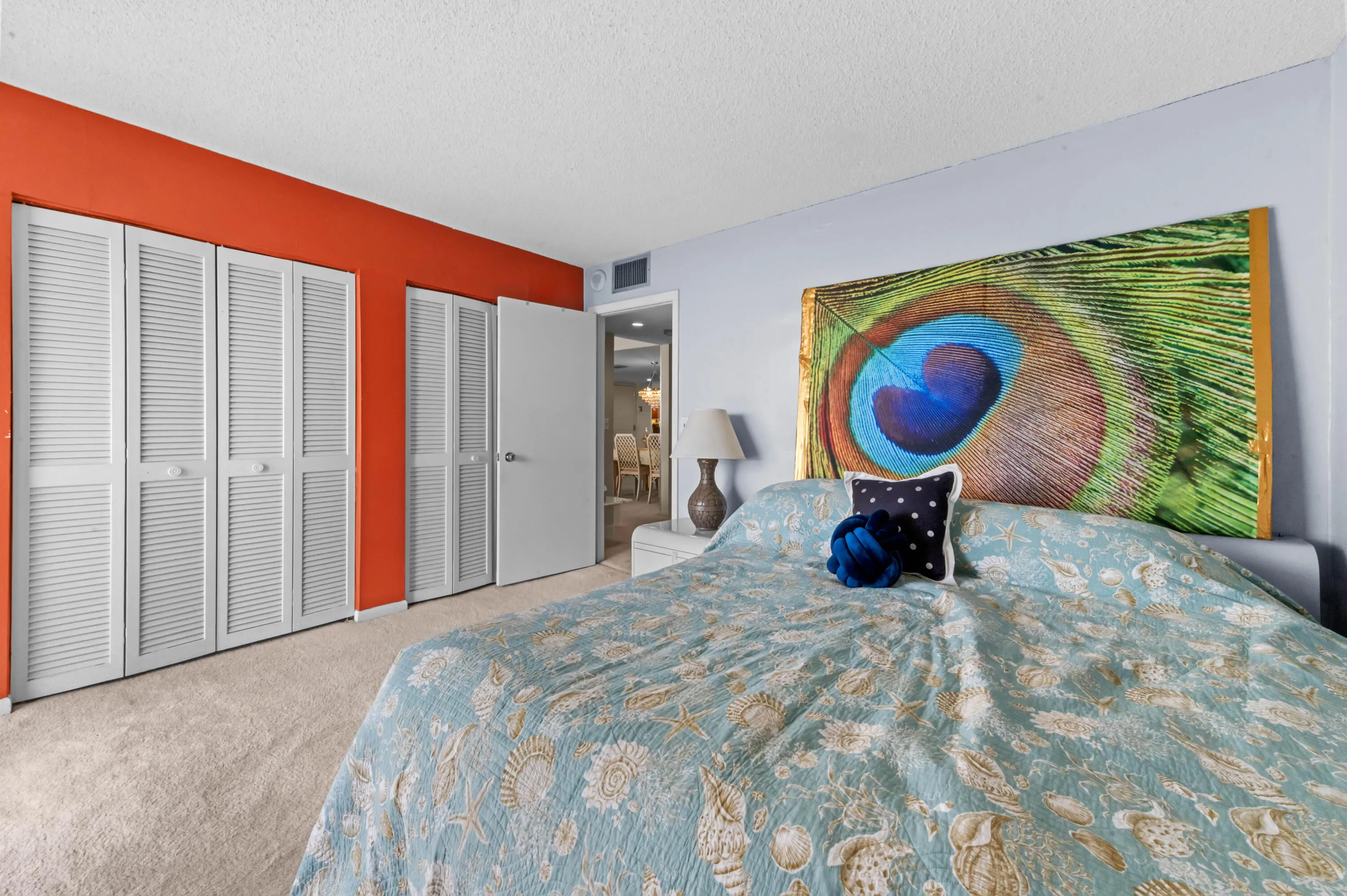 19 Bedroom 02