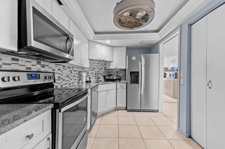 07 Kitchen 03