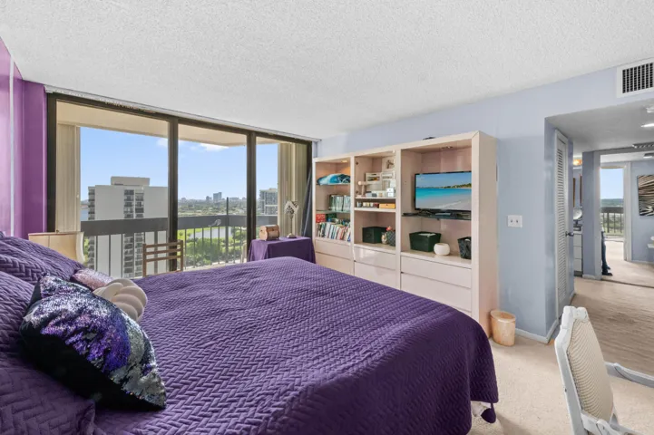 25 Bedroom 04