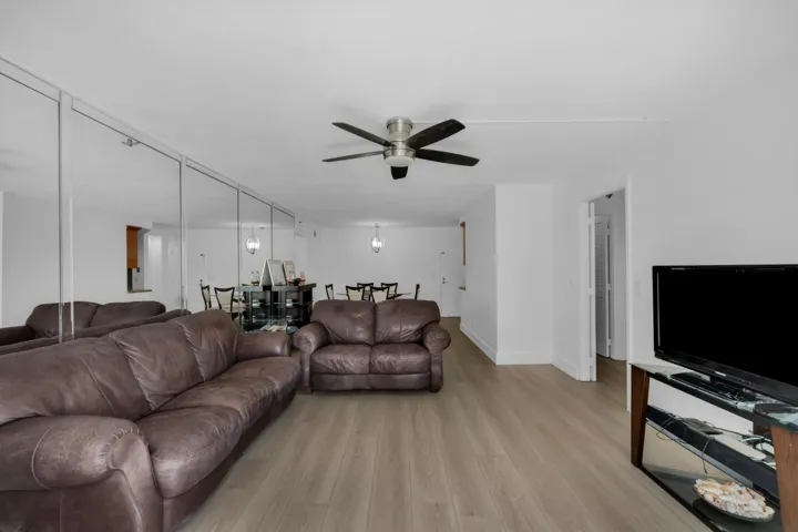 4511 S Ocean Blvd U205-13A