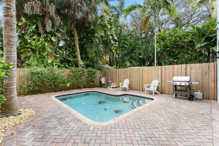 pool