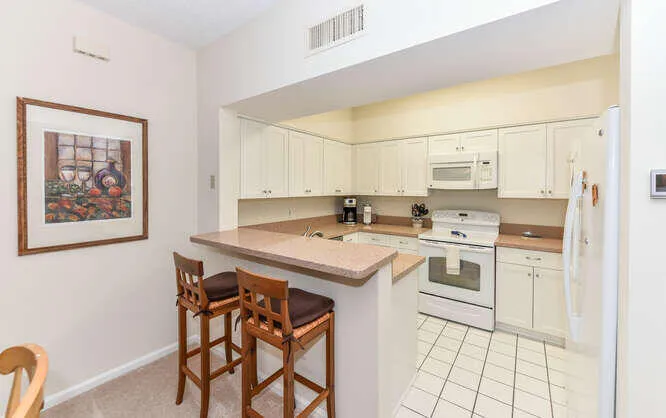 4105 Fairway Dr N Jupiter FL-small-012-0