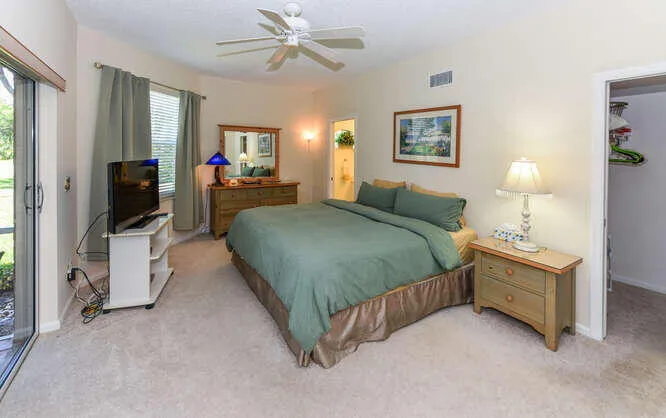 4105 Fairway Dr N Jupiter FL-small-018-0