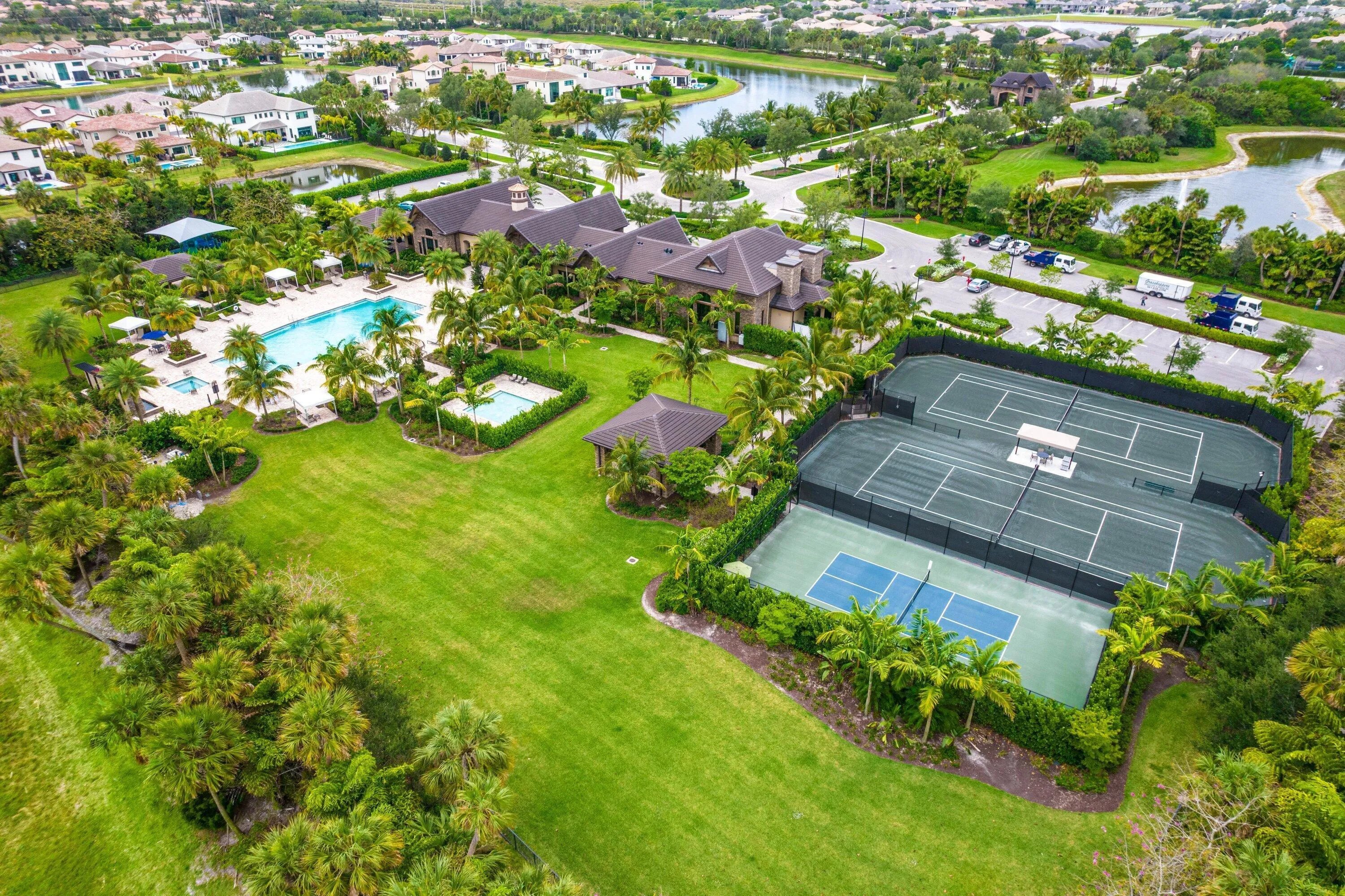 070-8884GrandPrixLane-BoyntonBeach-FL-33