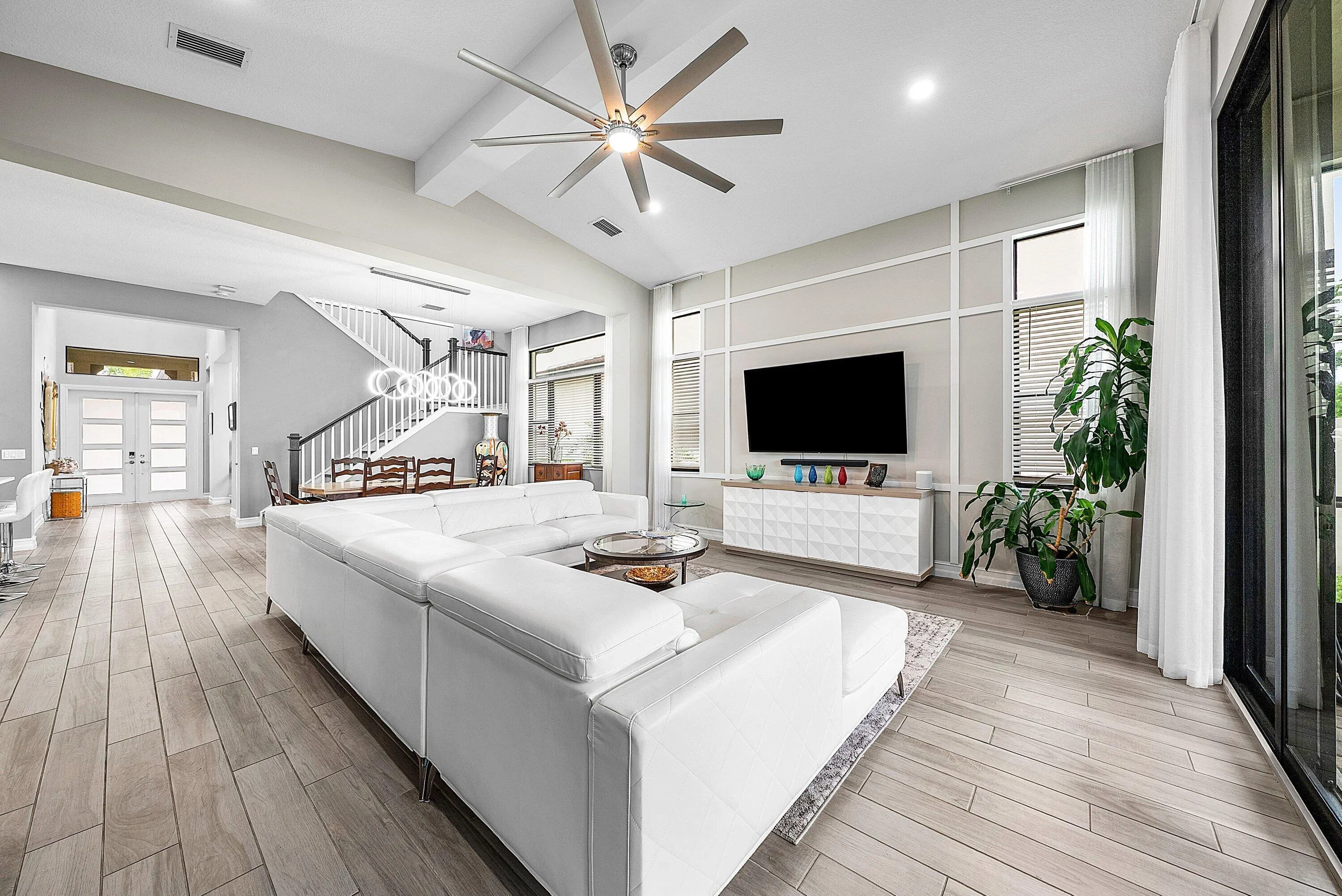 019-8884GrandPrixLane-BoyntonBeach-FL-33