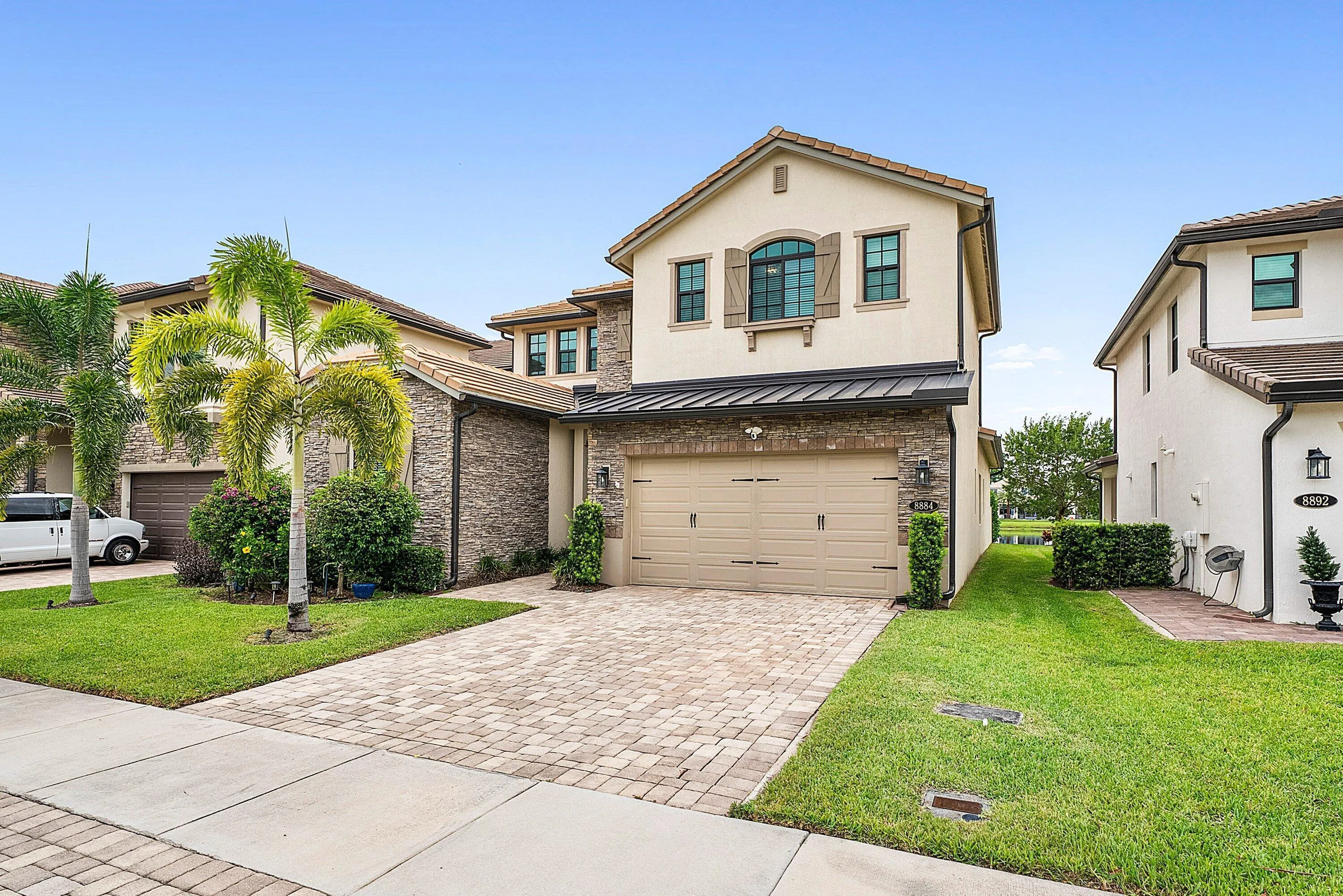 002-8884GrandPrixLane-BoyntonBeach-FL-33