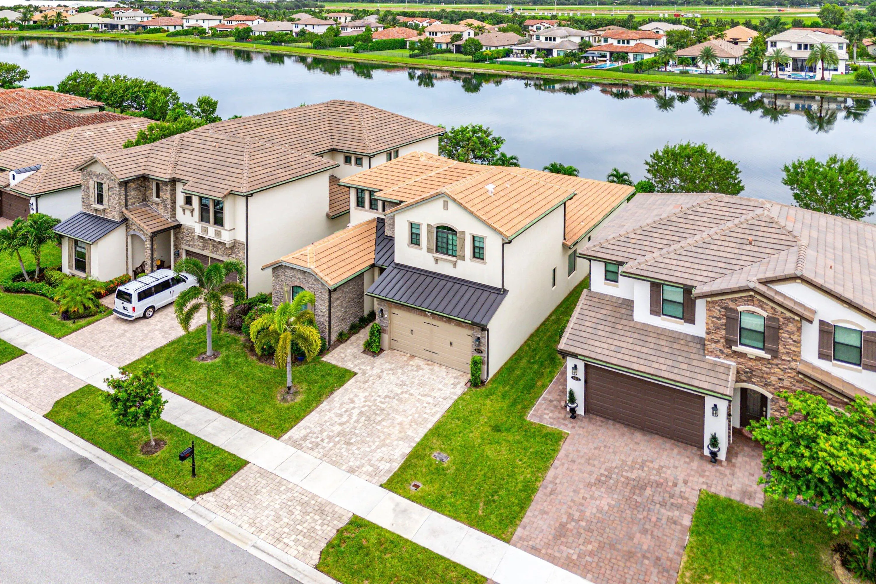 060-8884GrandPrixLane-BoyntonBeach-FL-33