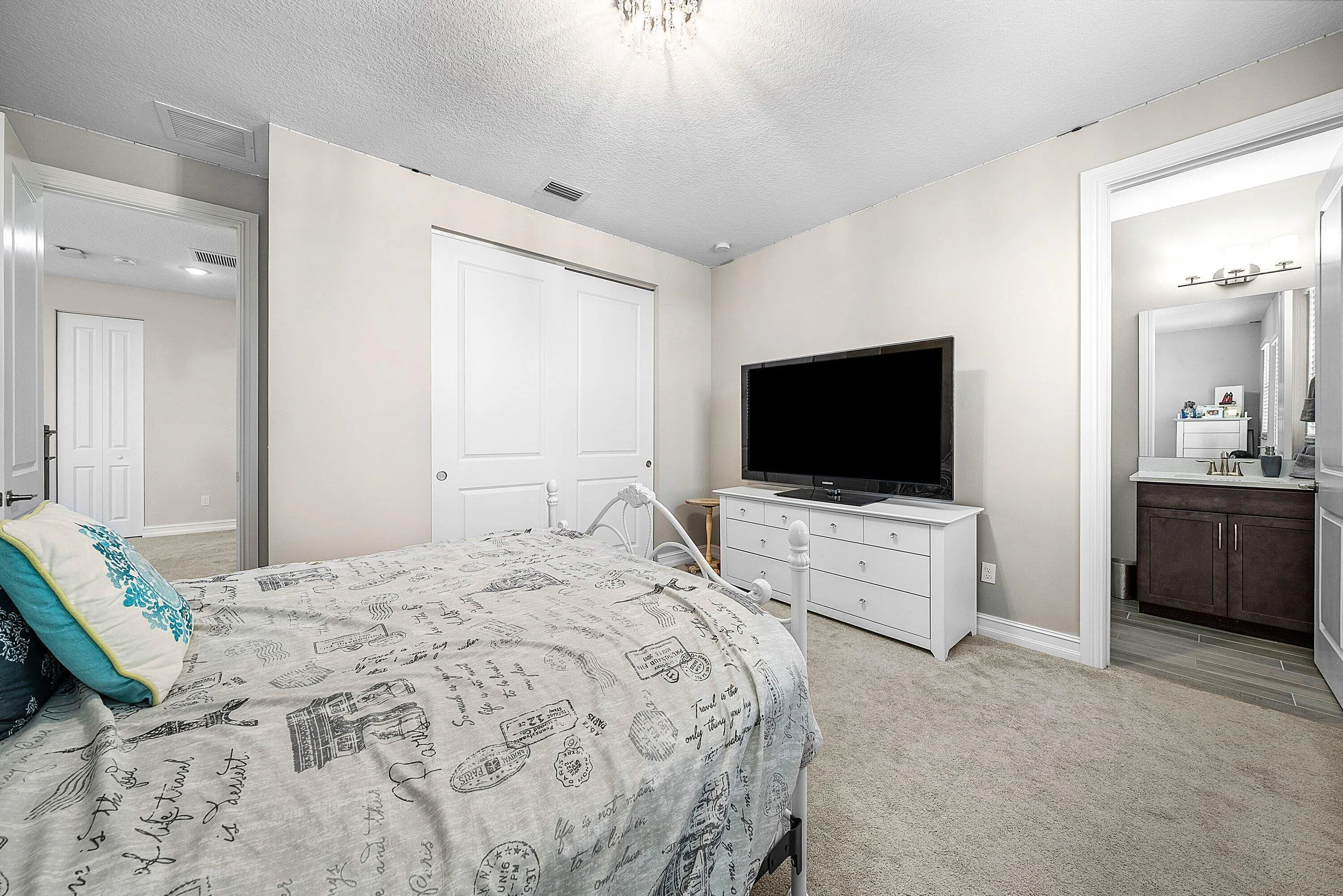 030-8884GrandPrixLane-BoyntonBeach-FL-33