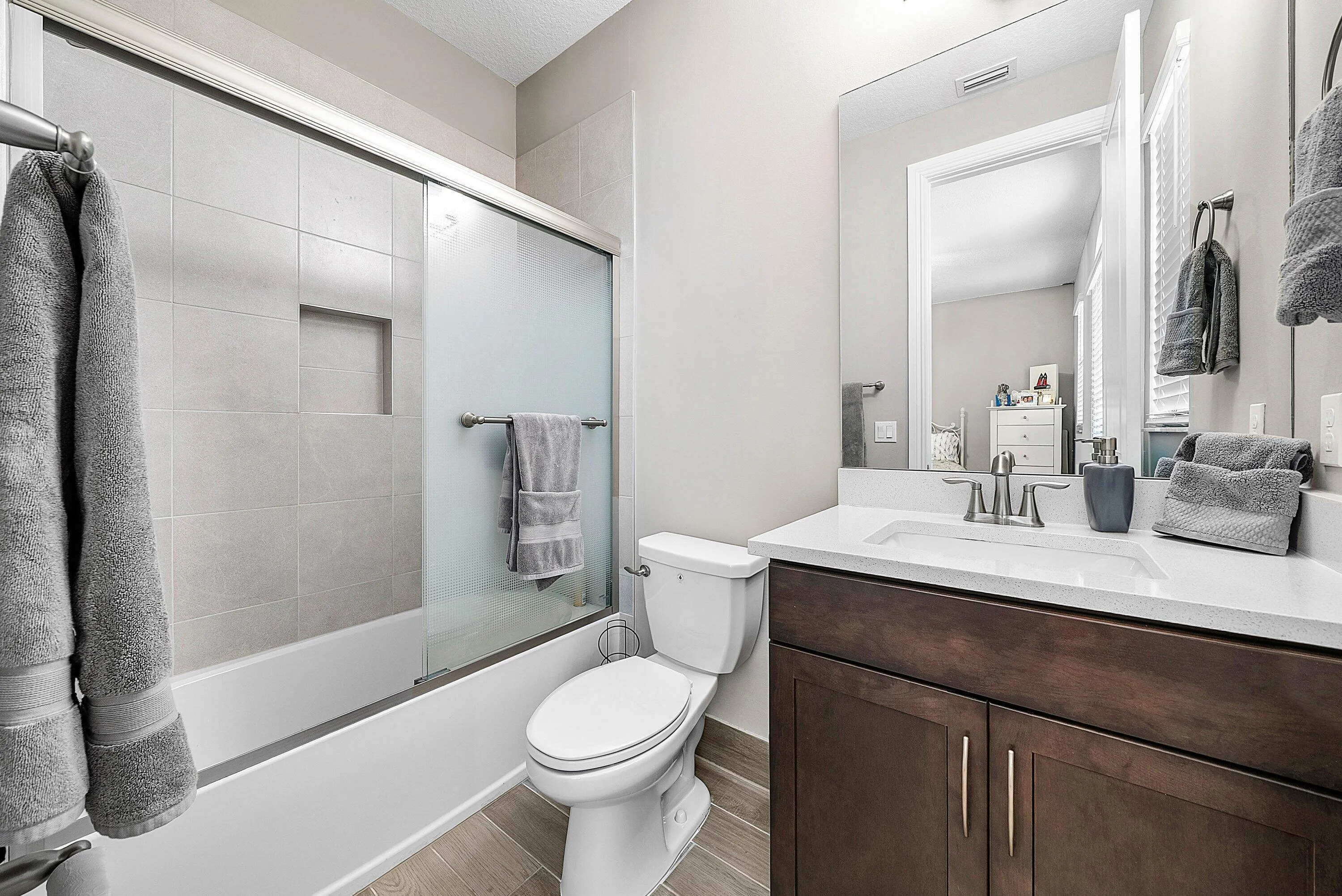 031-8884GrandPrixLane-BoyntonBeach-FL-33