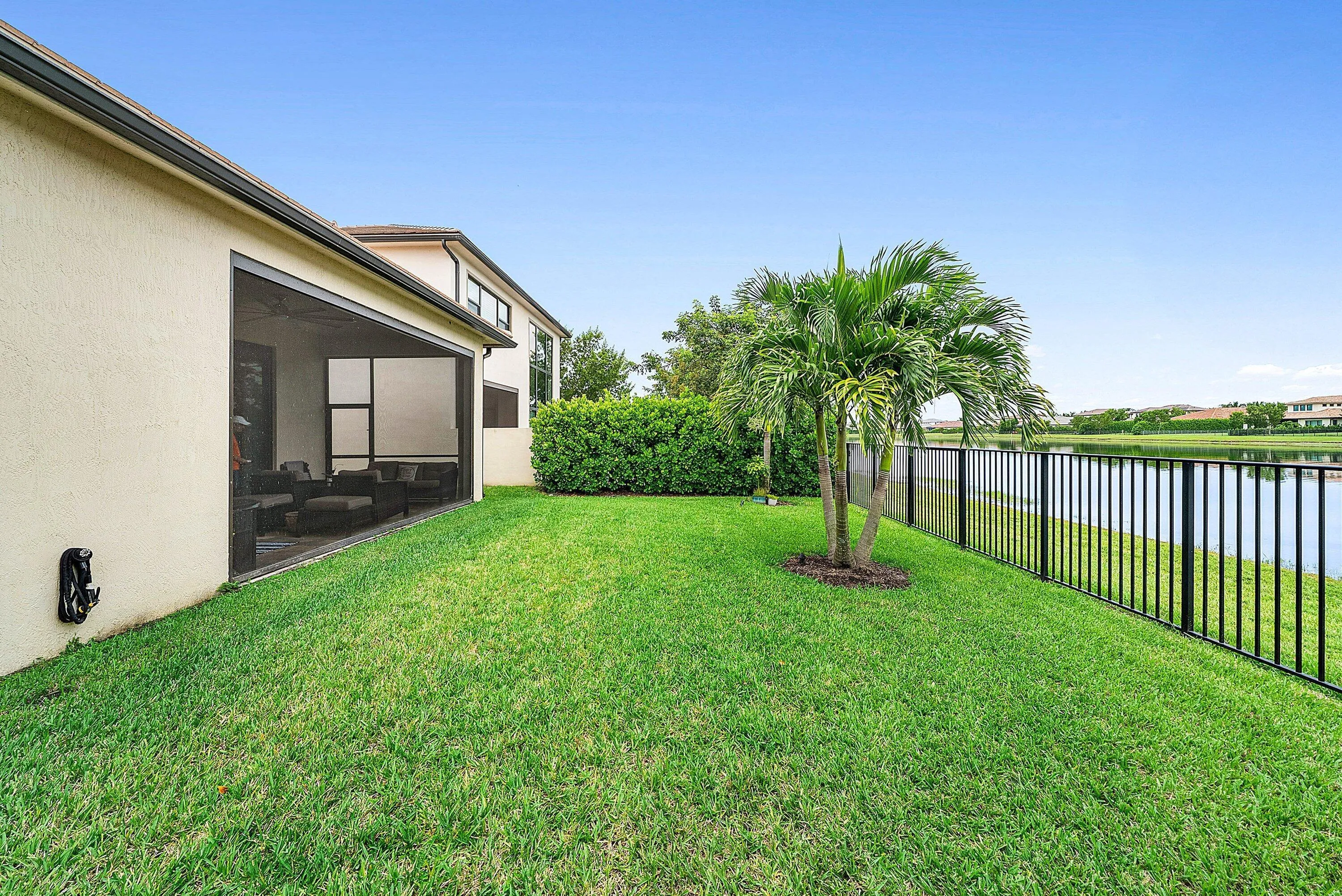 050-8884GrandPrixLane-BoyntonBeach-FL-33