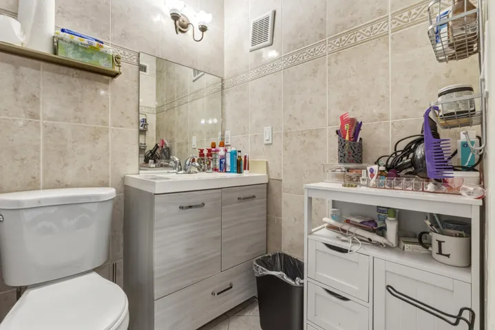 789 Crystal Way -25