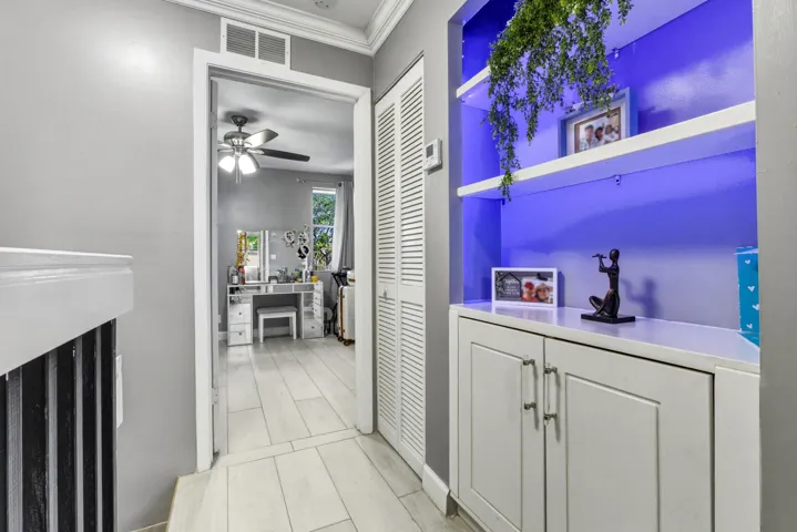 789 Crystal Way -21