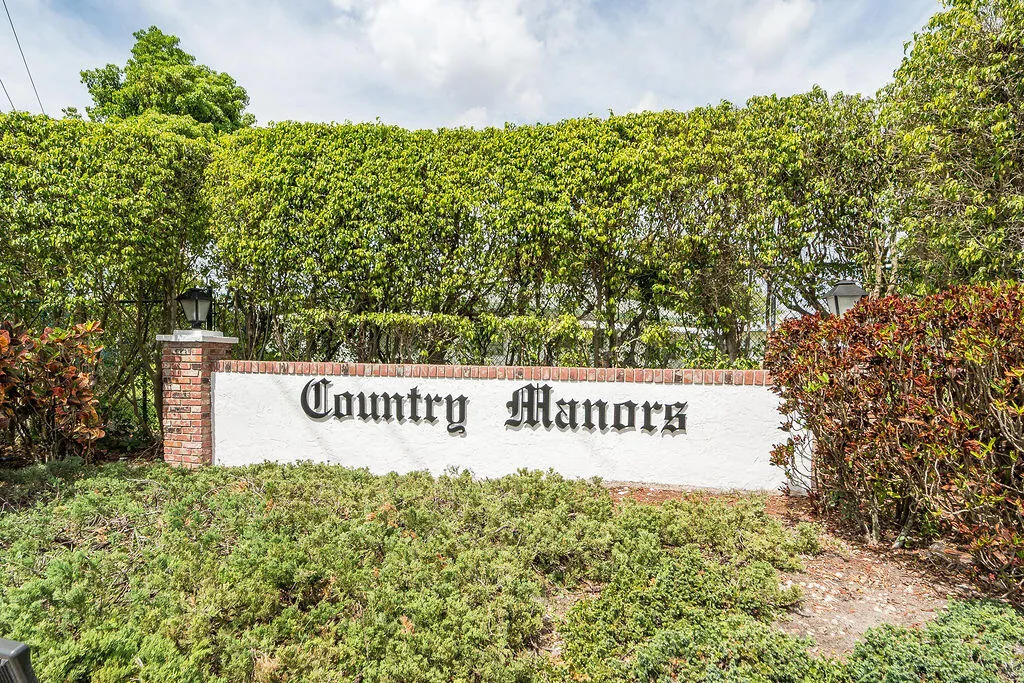 Country Manors