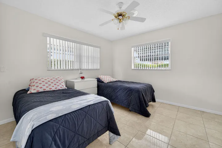 Second bedroom