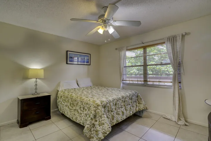 Guest Bedroom1