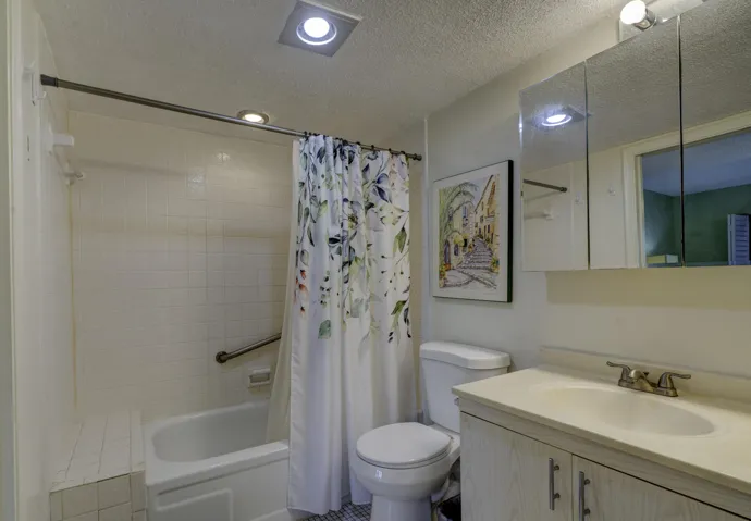 Master Bath1