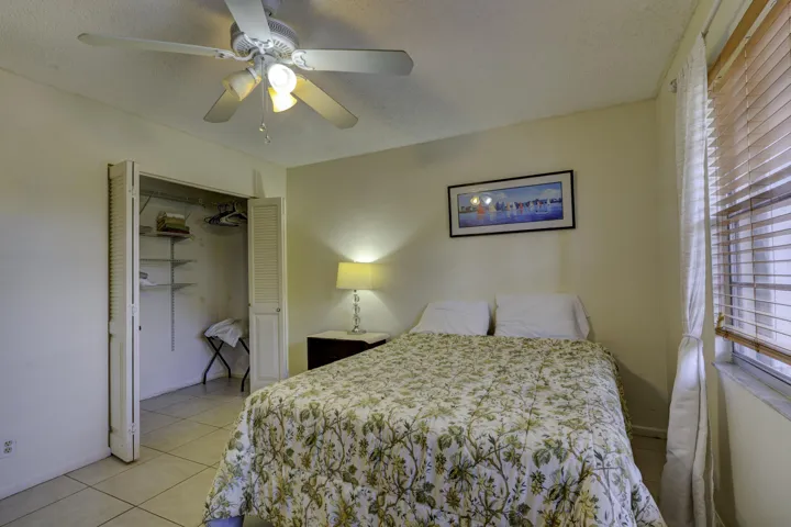 Guest Bedroom2