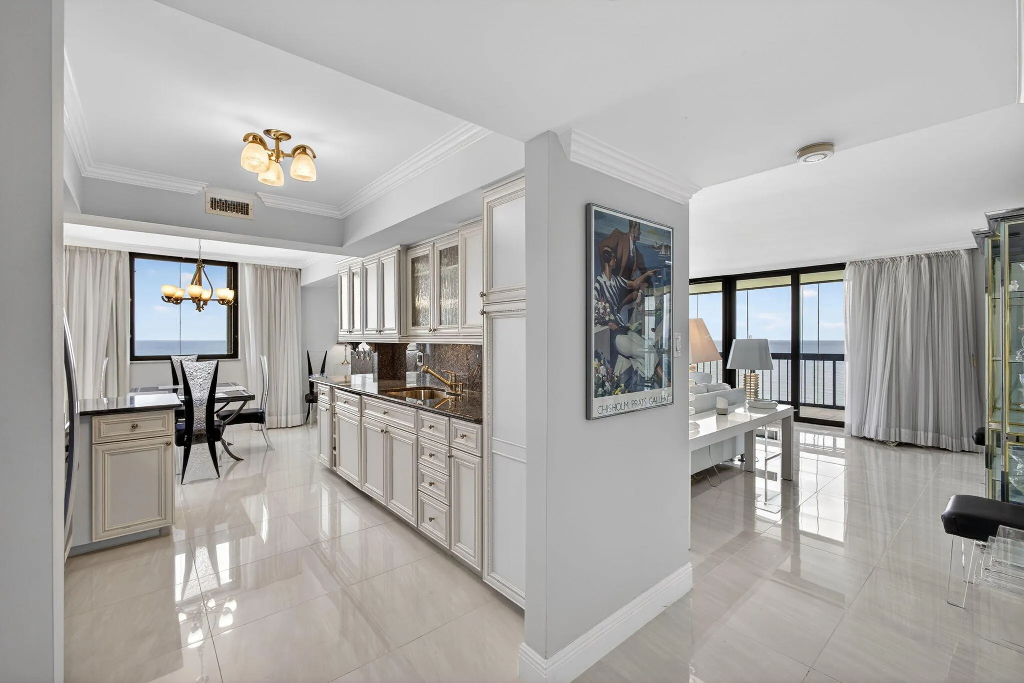 Living/Kitchen