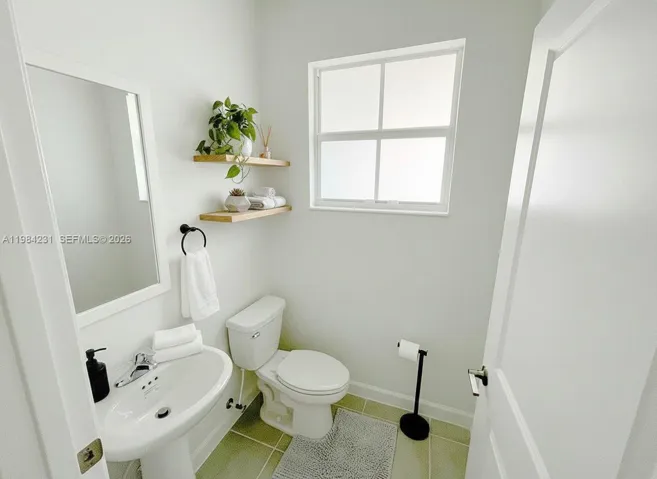 VIRTUALLY STAGED