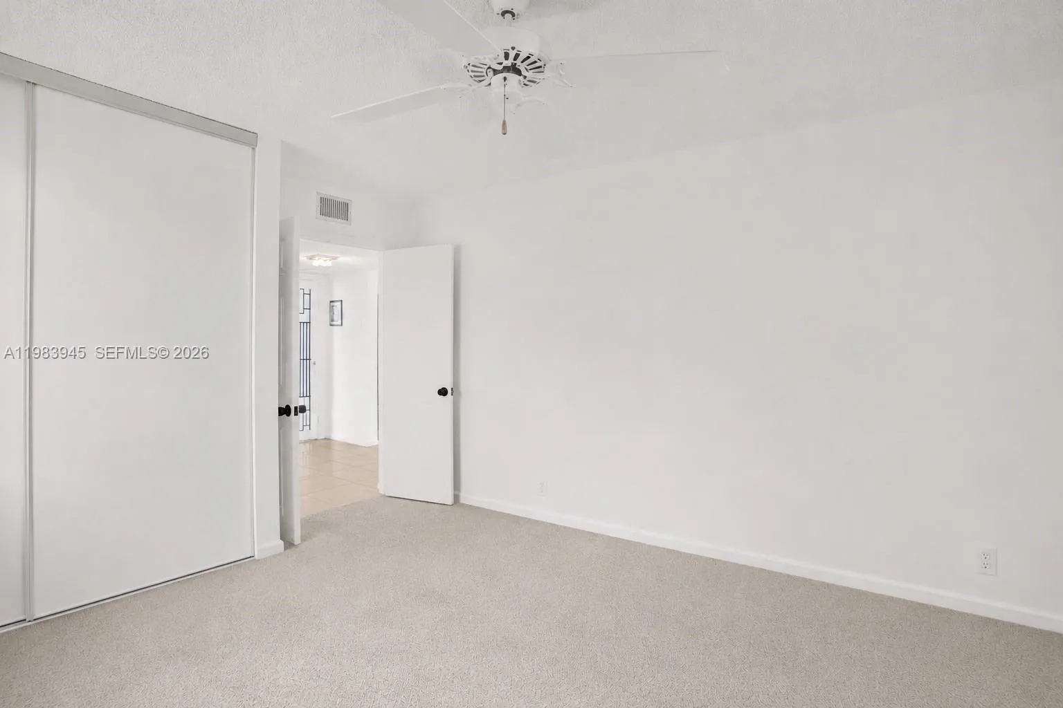 2nd Bed/Guest room/ Office. Owners furniture digitally removed from photos