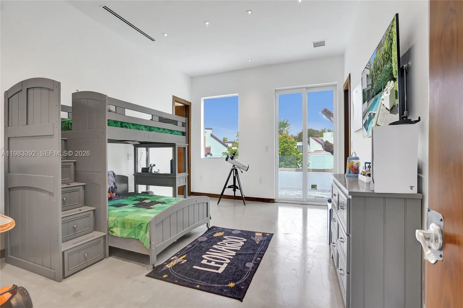 Property photo 28