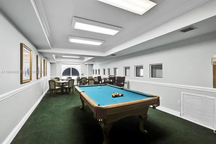 Billard room