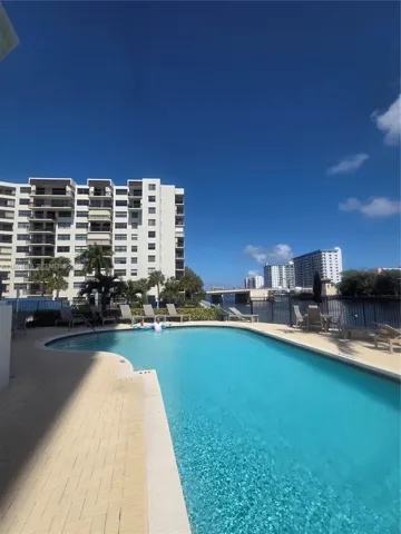 Pool with Jacuzzi Intracoastal view