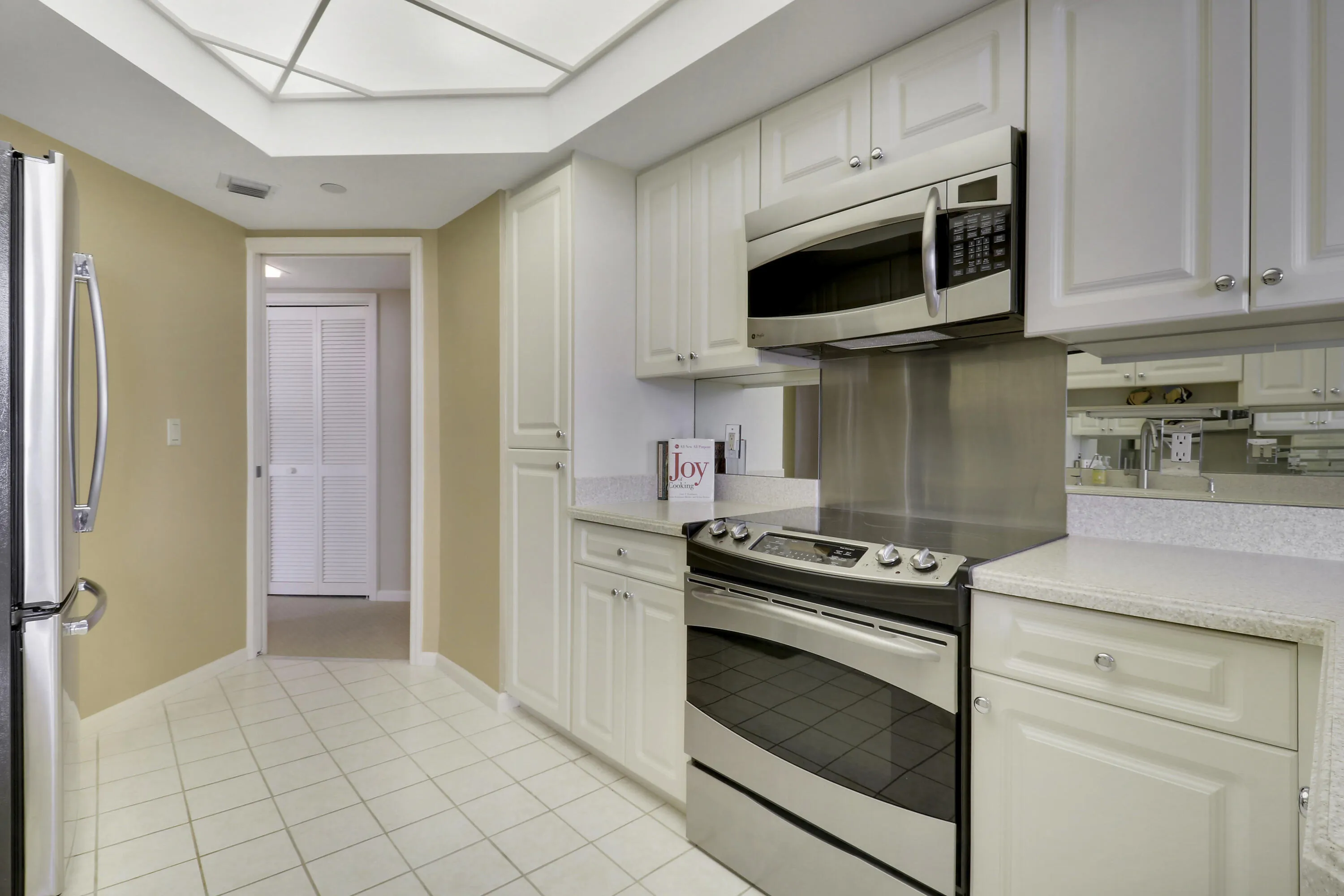 kitchen III