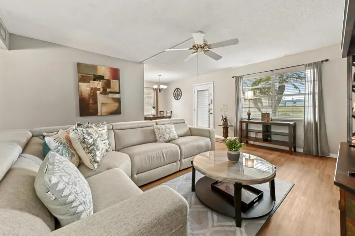 10 Living room 04