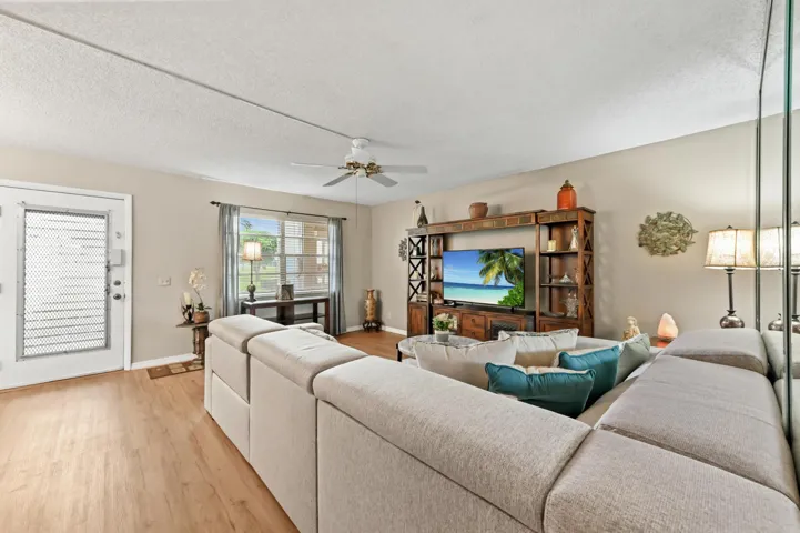 09 Living room 03