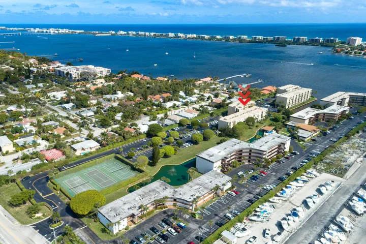 890 building aerial view