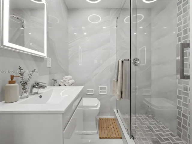 Extra bathroom 3