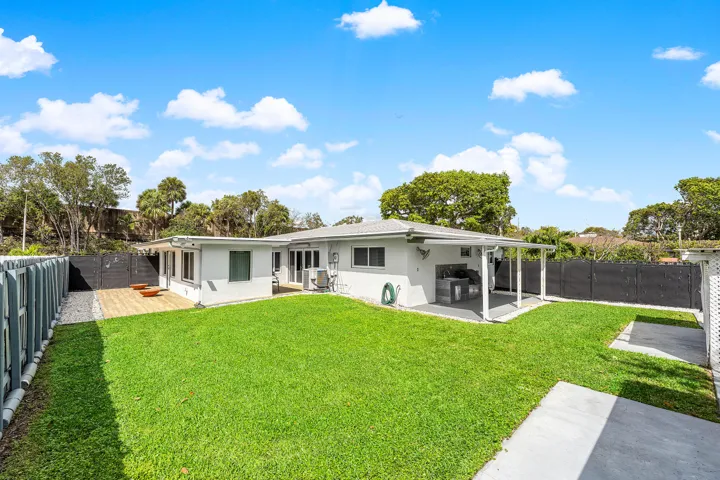 001-590Northwest126thStreet-NorthMiami-F