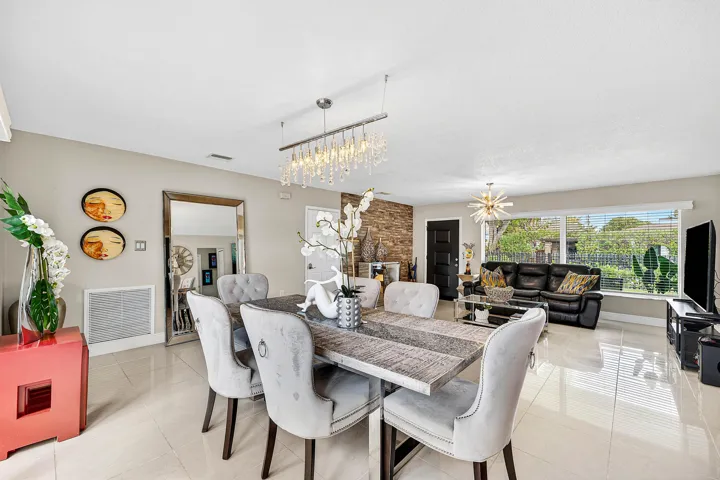 013-590Northwest126thStreet-NorthMiami-F
