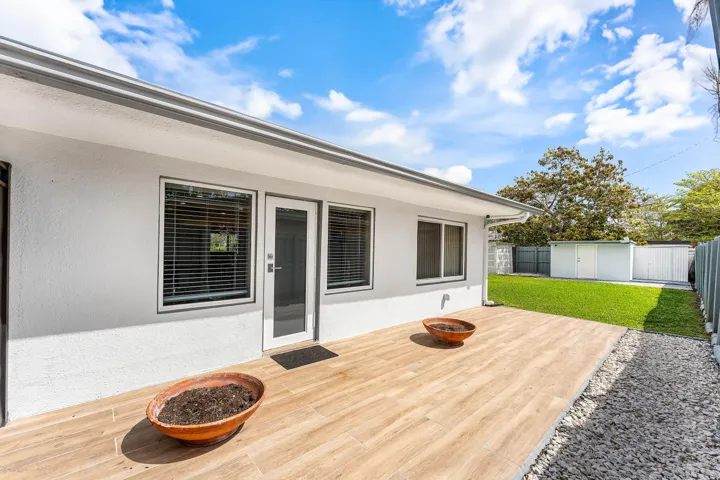 029-590Northwest126thStreet-NorthMiami-F
