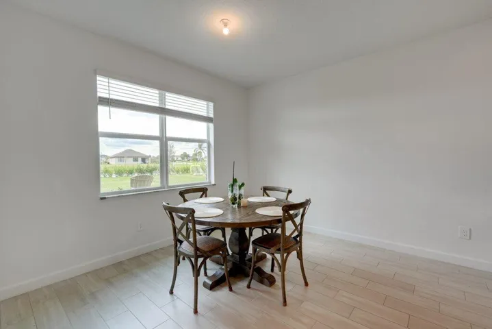 Breakfast Nook