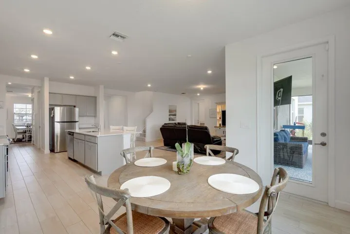 Breakfast Nook