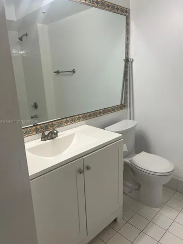 2nd bathroom