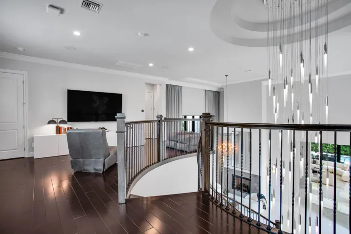 41-web-or-mls-6903-4047