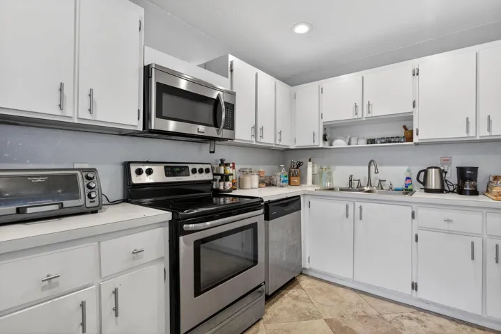 26-web-or-mls-415-8176