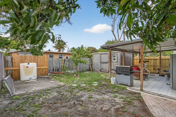 15-web-or-mls-415-8121