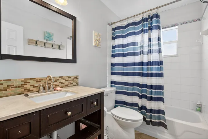 30-web-or-mls-415-8204​​‌​​​​‌​​‌‌​‌‌​​​‌‌​‌​‌​‌​​​‌​​