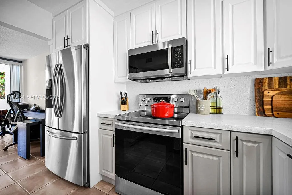 Property photo 28