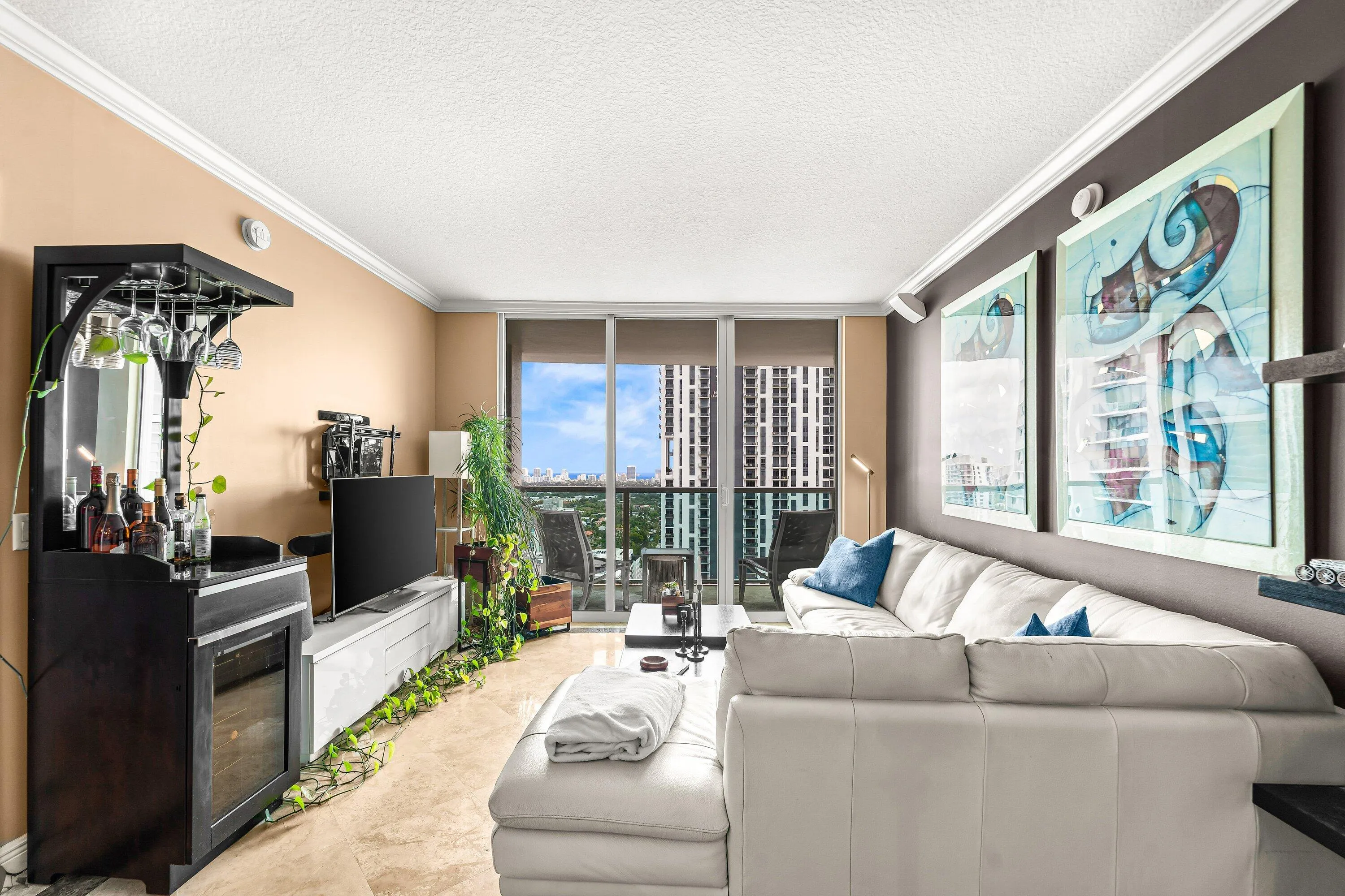 017-350Southeast2ndStreet-2860-FortLaude