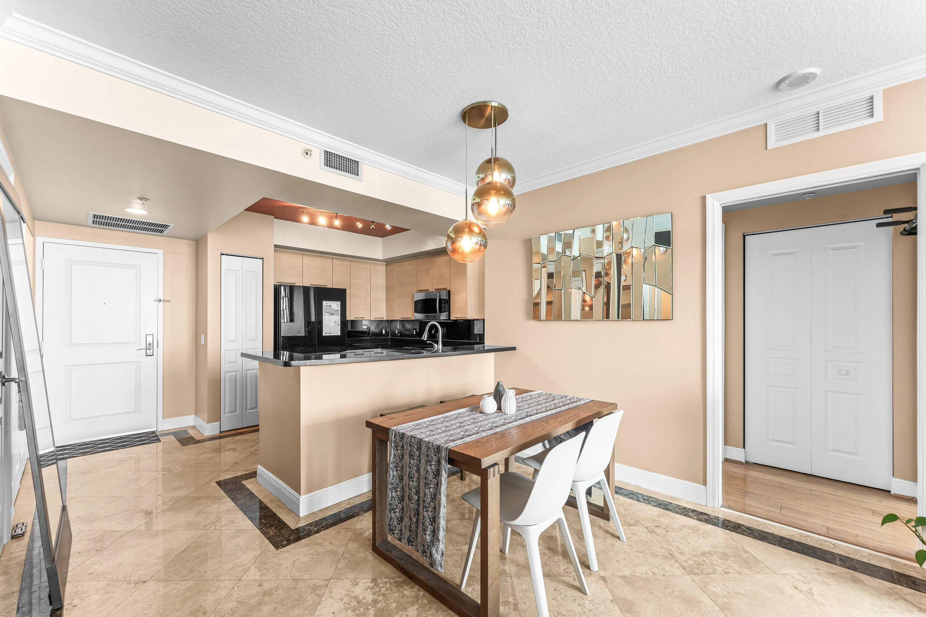 014-350Southeast2ndStreet-2860-FortLaude